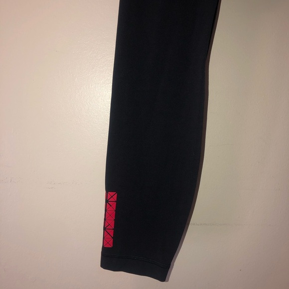 Lululemon Rare Limited Edition Members Align Black Legging,Size-6,Preloved - Picture 13 of 17